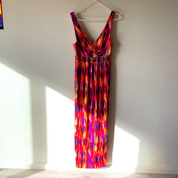 Trina Turk Dresses & Skirts - Trina Turk maxi dress. Size 6.